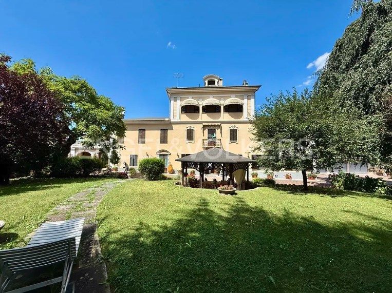 Discover the Soul of a Timeless Home